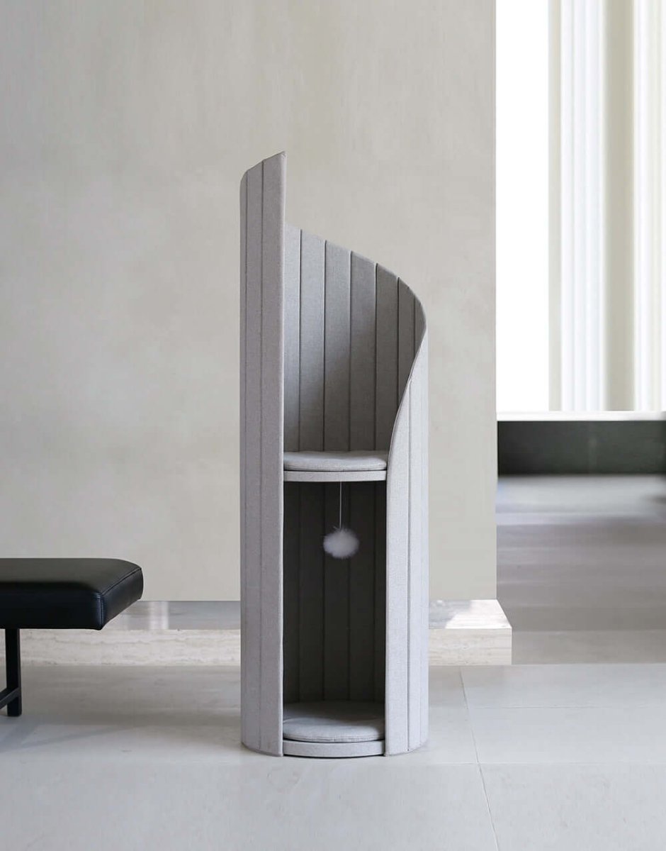 Elegant Cat Tower of Time Tree